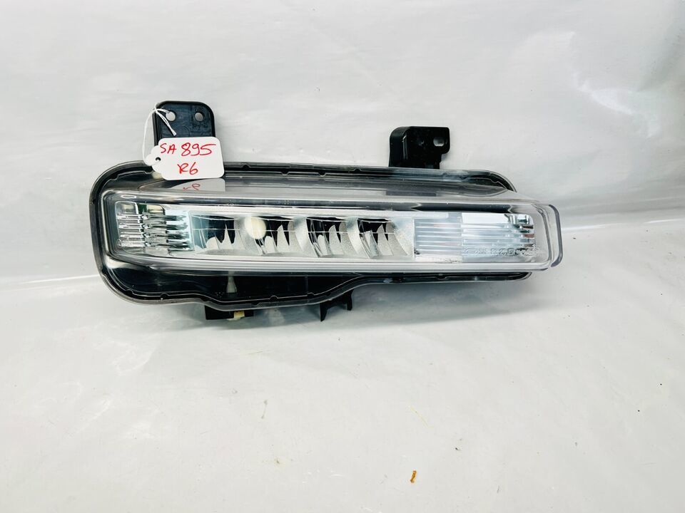2020 2021 2022 2023 FORD EXPLORER LED FRONT RIGHT OEM FOG LIGHT - $60.00