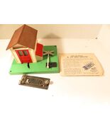 LIONEL TRAINS #145 POST-WAR OPERATING GATEMAN ACCESSORY 0/027 - GOOD- W15 - $505.38 MXN