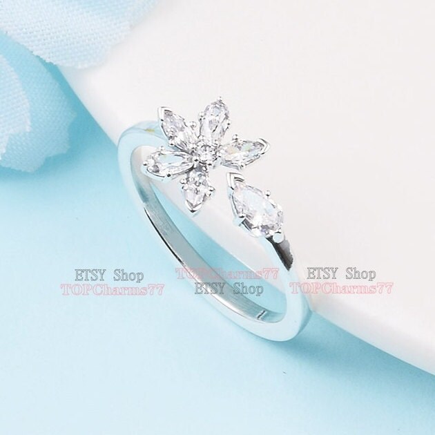 2023 Mother's Day Release Sterling Silver Sparkling Herbarium Cluster Open Ring