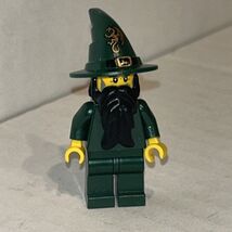 Lego Castle Kingdoms Dark Green Wizard CAS435 minfig from 7955 - $14.65