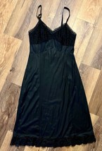 VTG 1950&#39;s PENNYS Full Slip Black Nylon &amp; Lace Trim Lingerie Size:32  AVG EUC - £30.58 GBP