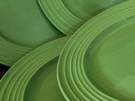 Green Dinner Plates (4) Green Wide Rim Solid Green10-7/8&quot; Stoneware - £31.16 GBP