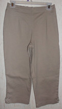 NWT WOMENS Croft &amp; Barrow STRETCH BEIGE CAPRIS / CROPPED PANTS  SIZE S - $23.33