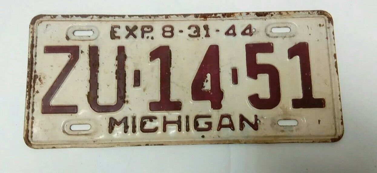 1944 ORIGINAL WWII MICHIGAN STATE LICENSE PLATE ZU-14-51 VINTAGE WAR NEV... - $34.55