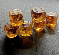 Amber Set of 6 Dices- Lot 2184 - £79.93 GBP