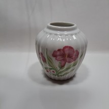 Ginger Jar No Lid  Ribbed Porcelain Floral Vase White Pink Painted Decor - $12.55