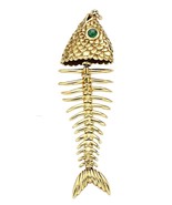 Tiffany &amp; Co. 18k Yellow Gold Articulating Fish Pendant Emerald Eyes - $125,350.08 MXN