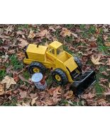 Vintage 1970s Tonka Yellow Pressed Steel Front End Loader XMB-975 yellow... - €89,84 EUR