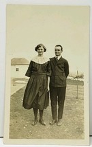 South Dakota Man &amp; Woman Couple c1920s Canedy&#39;s Camera Sioux Falls Photograph H7 - $6.95