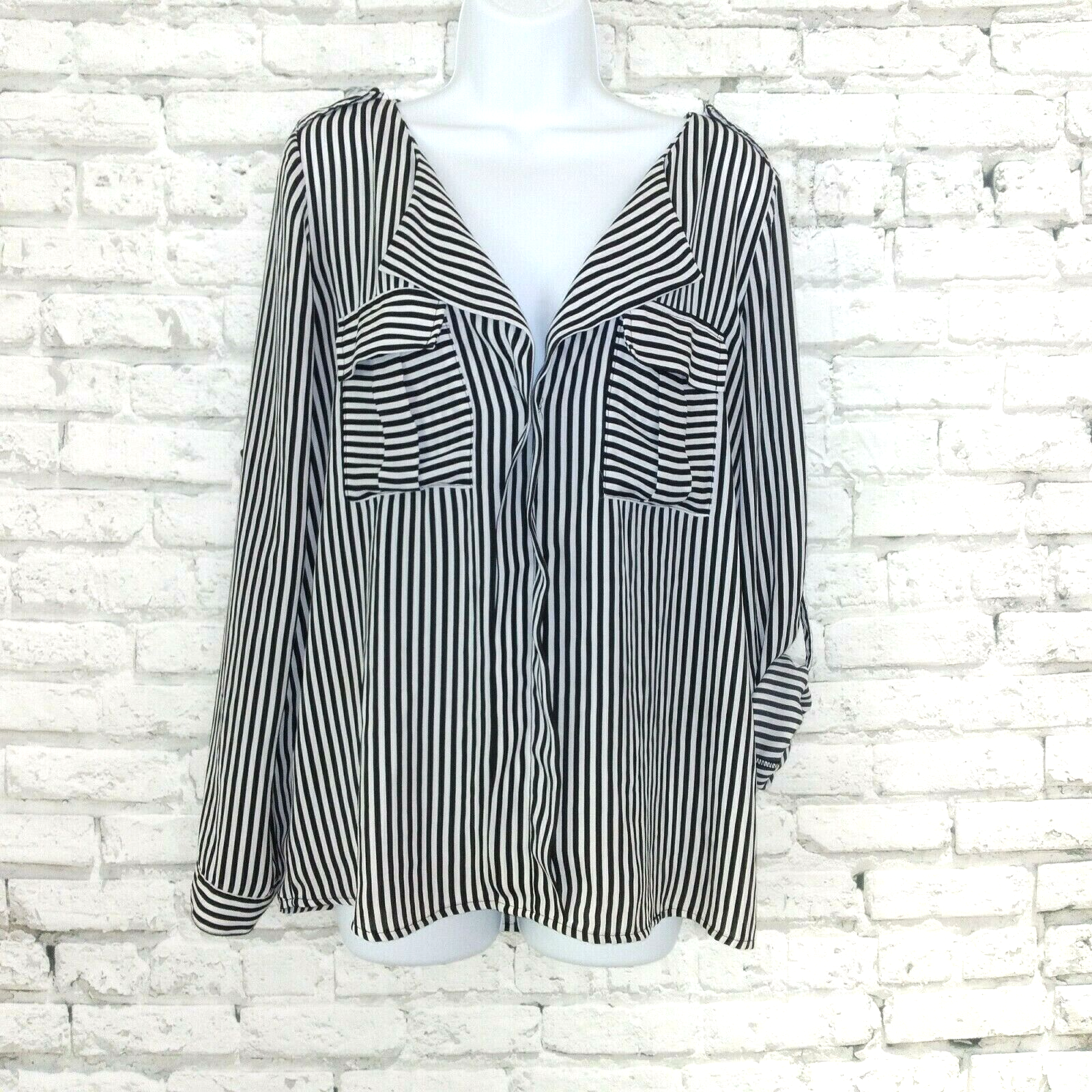 Active USA Blouse Womens Large Black White Striped Roll Tab Sleeve V Nec... - £14.99 GBP