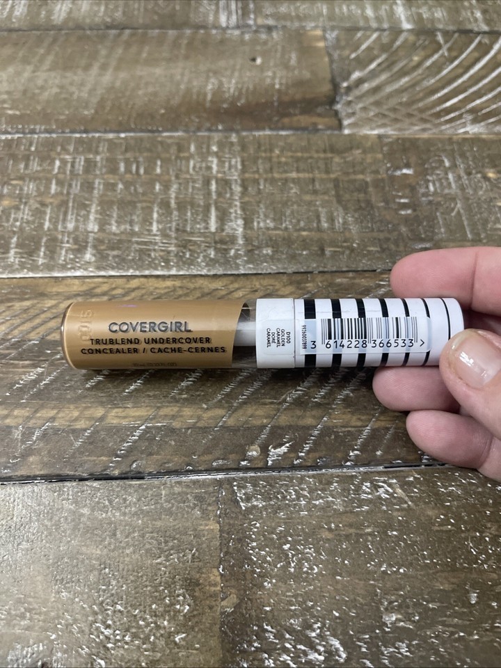 Covergirl Trublend Undercover Concealer D100 Golden Caramel - $11.76