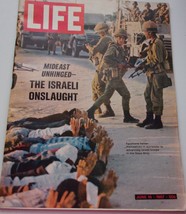 LIFE Magazine &quot;The New Far-Out The Beatles&quot; June 16, 1967 The Israeli On... - £11.79 GBP