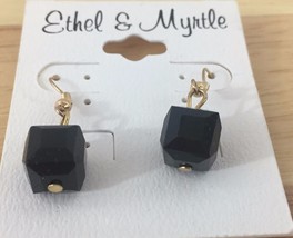 ETHEL &amp; MYRTLE Black Onyx-like Fashion Earrings New - $56.54 MXN