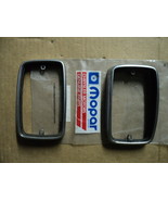 NOS 70 DUSTER PARKING LIGHT CHROME BEZELS FOR GRILLE - $1,520.54 MXN