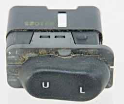 00-10 Ford F-Series XL1T-14017 Left Driver Side Door Lock Switch OEM 3014 - £17.02 GBP
