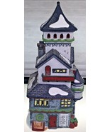 Department 56 North Pole Post Office - $550.91 MXN