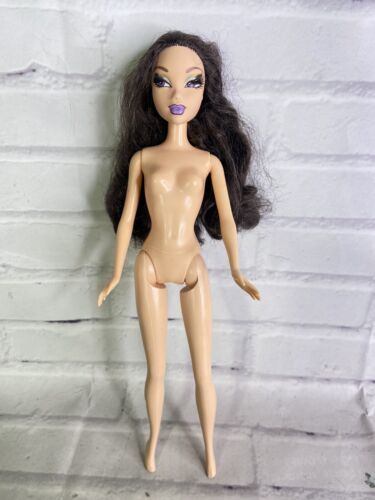 Primary image for Mattel Barbie My Scene Nolee Doll Dark Brown Hair Rooted Lashes Nude FLAWED