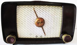 Professionally Fully Restored Vintage Bakelite Zenith AM Tube Radio Circ... - $250.00