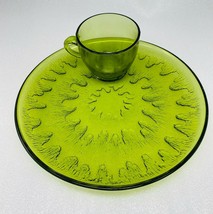 Vintage Indiana Glass Sunburst Mid Century Olive Green One Cup &amp; Plate Set - £12.82 GBP
