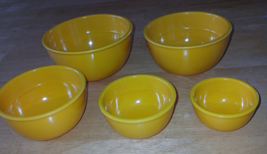 MELAMINE VTG. SET OF 5 NESTING MEASURING BOWLS - 1/8 CUP TO 2 CUPS-MUSTA... - $17.99