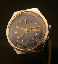 Rare vintage 1970&#39;s USSR Raketa Perpetual Calendar 19J men&#39;s wristwatch - £120.70 GBP