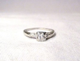 Vintage Antique 14K White Gold Ladies Diamond Wedding Ring Size 7.75 K095 - £282.66 GBP