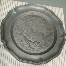 Plate Pewter Bird Dog Retriever Hunting Scene Trumpeting Angel in Oval Marking - £5.58 GBP