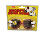 VINTAGE SNOOPY SUNGLASSES KIDS SIZED RED PLASTIC NOS IN ORIGINAL PACKAGE - $46.55