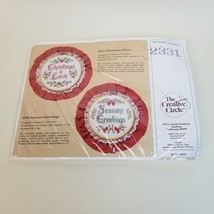 The Creative Circle Christmas is Love Kit #2331 Vintage 1988 - £11.76 GBP