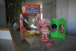 Vintage 1983 Dancing Strawberry Shortcake Doll With Accessories (Kenner) - £55.46 GBP