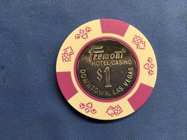 FREMONT HOTEL CASINO $1 CASINO CHIP COIN INLAY - DOWNTOWN LAS VEGAS, NEVADA - $187.59 MXN