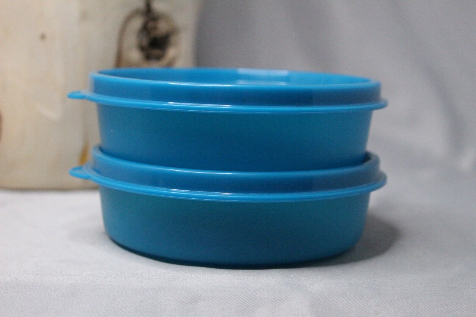 Tupperware Blue Little Wonders Bowls 14 OZ Set of Two 1286-17 With Lids - $12.46