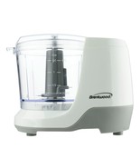 Brentwood 1.5 Cup Mini Food Chopper in White - $1,280.57 MXN