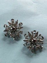 Vintage Large Slivertone Layered Dimensional Star Flower Clip Earrings – 1 and 3 - £10.49 GBP