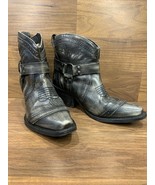 Dingo DI 747 Women&#39;s Black/Tan Smear Leather Ankle Boots 8.5 M - $801.43 MXN
