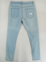 Men&#39;s Size XL / 32&quot; Waist x 30.5&quot; Length Distressed Blue Denim Jeans Str... - $12.34