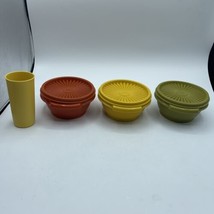Vintage Tupperware 1323 Bowl With 812 Lid Retro Harvest Colors Set Of 3 &amp; 1 Cup - £12.38 GBP