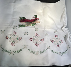 Vintage Cotton Hand Embroidered Pillowcases Floral Leaves Green w/ Extra Floss - £15.37 GBP