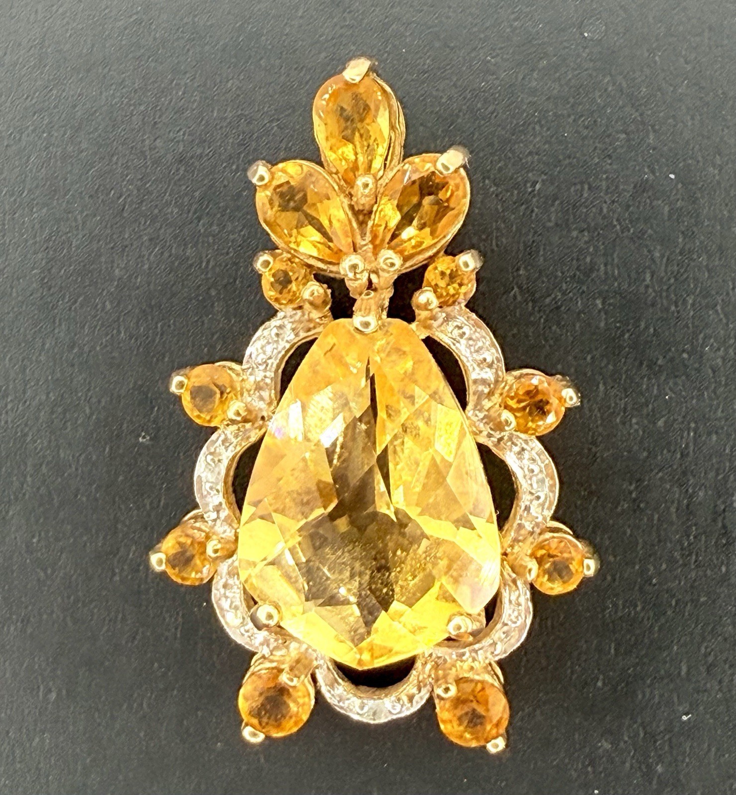 10k Yellow Gold Pendant Citrine w/ Diamond 3.7 gr - $749.25