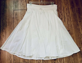 Merona Beautiful White Beachy Elastic Waist Comfy Lined Trumpet Skirt Small - £18.14 GBP