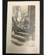 Early 1900&#39;s B&amp;W AZO Postcard - Snow Porch Babies - $65.34 MXN
