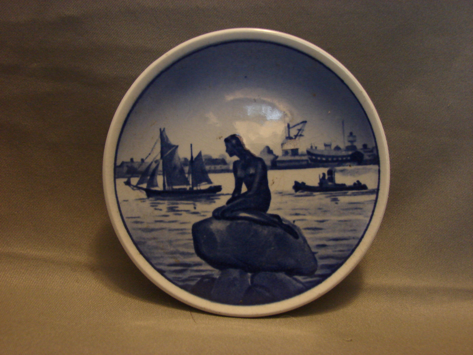 Vintage ROYAL COPENHAGEN Mini Plate LANGELINE #2-2010 DENMARK 3-1/8" - $10.99