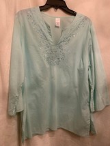 EUC Unbranded Mint Green Top with Embroidery Size Large - £10.16 GBP