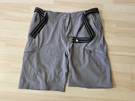Loves Werouvn Cargo Shorts w/Black/Gray Cloth Belt, Men&#39;s 36, Gray Spandex - $9.50