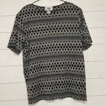 Modern Woman Black White Short Sleeve Shirt Shoulder Pads Plus Size 18/20 - $24.99