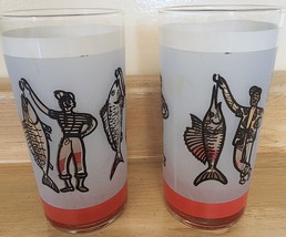 Vintage LIBBEY Red Black White Frosted Tumbler Fishermen &amp; Fish 5.5&quot; Set of 2 - £16.90 GBP