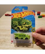 Hot Wheels Toy Car, Let’s Race Ultimate T-Rex Transporter [Green], Exper... - $280.49 MXN