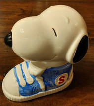 Vintage Denz In Japan P EAN Uts Snoopy In A Sneaker Ceramic Bank Nib - £34.71 GBP