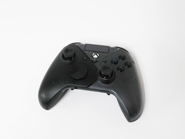ASUS ROG GD300X Raikiri Pro Gaming Controller image 2