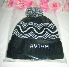 New Rythm Black Knit Cap with Pom Pom one Size Fleece Lined - £15.97 GBP